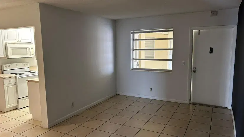 Picture of 1100 NE 1St Court 305, Hallandale Beach FL 33009