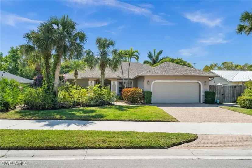 Picture of 2440 River Reach Dr, Naples FL 34104