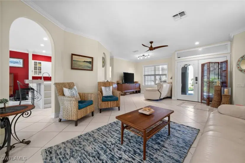 Picture of 2440 River Reach Dr, Naples FL 34104