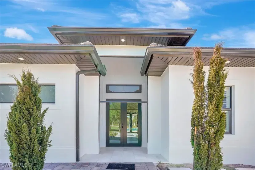 Picture of 242 41St Ave Nw, Naples FL 34120