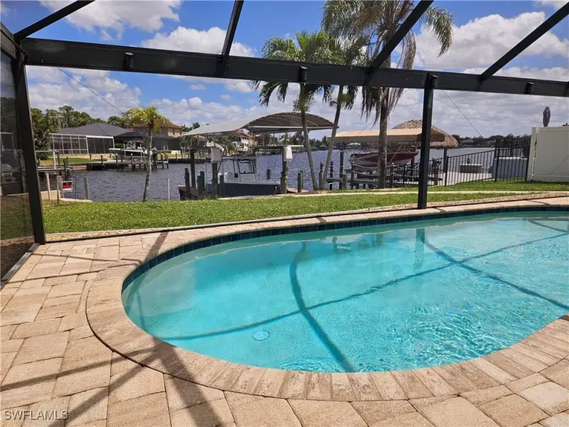 Picture of 1917 SE 19Th Ln, Cape Coral FL 33990