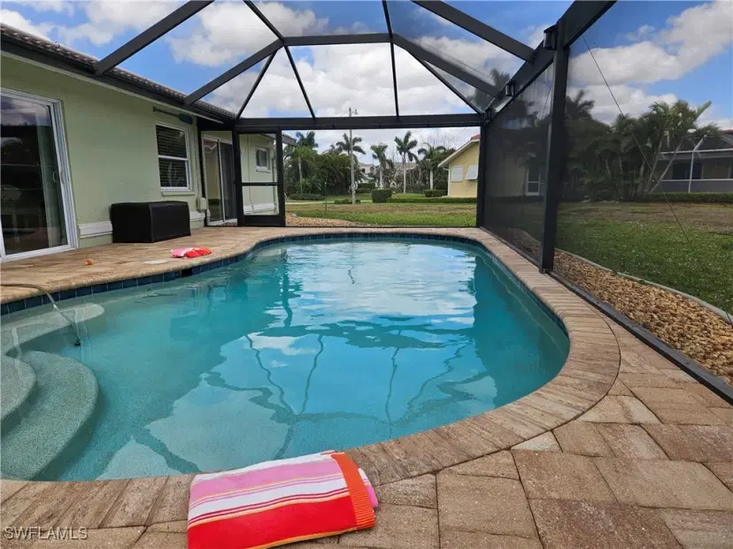 Picture of 1917 SE 19Th Ln, Cape Coral FL 33990