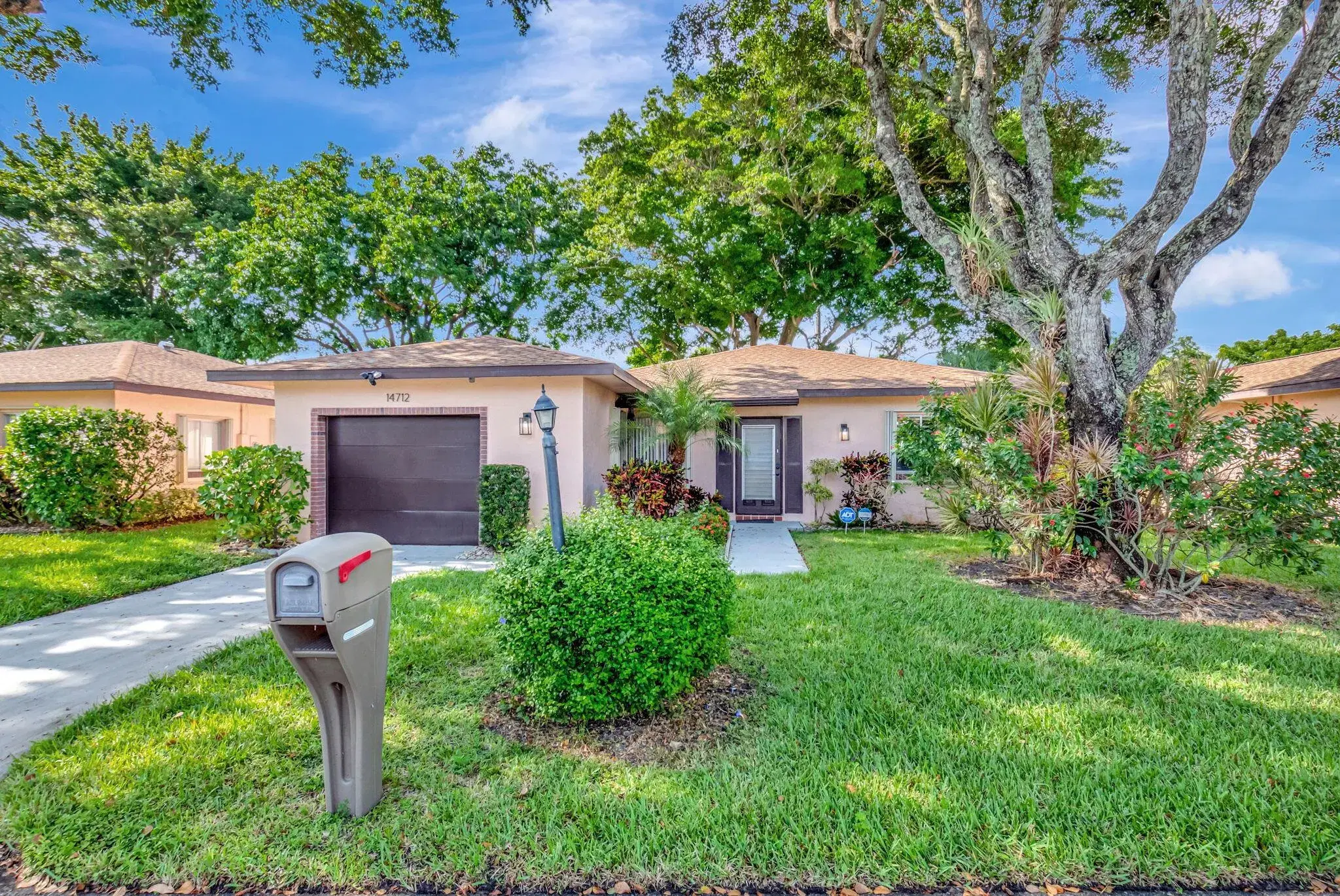 Picture of 14712 Bonaire Boulevard, Delray Beach, FL 33446