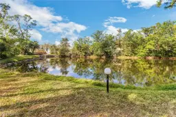 Picture of 209 Pinebrook Dr, Fort Myers, FL 33907