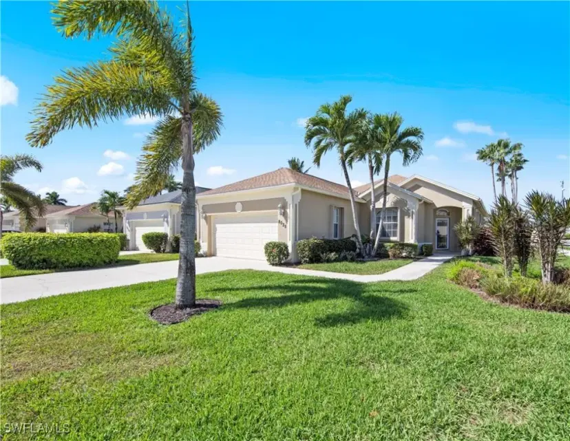 Picture of 8035 Tauren Ct, Naples FL 34119