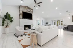Picture of 11914 Green Oak Dr, Davie, FL 33330