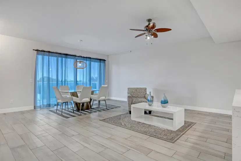 Picture of 1 S Palmway 402, Lake Worth Beach FL 33460