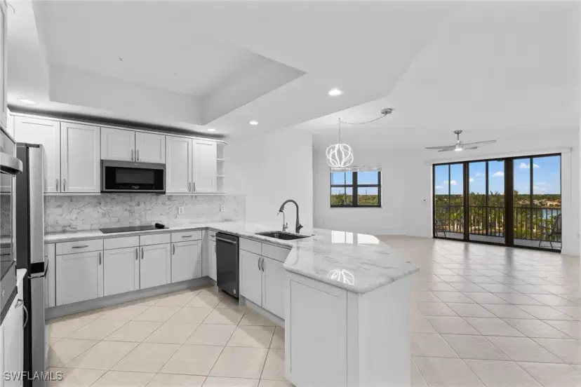Picture of 14380 Riva Del Lago Dr 802, Fort Myers FL 33907