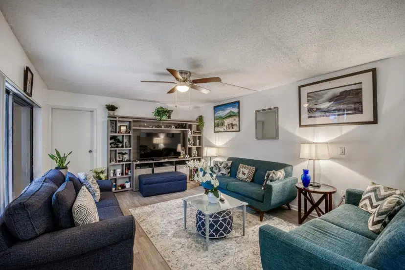 Picture of 1700 Embassy Drive 510, West Palm Beach FL 33401