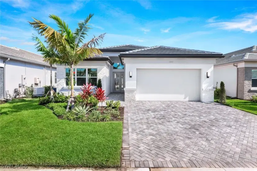 Picture of 12243 Lotus Ave, Naples FL 34120