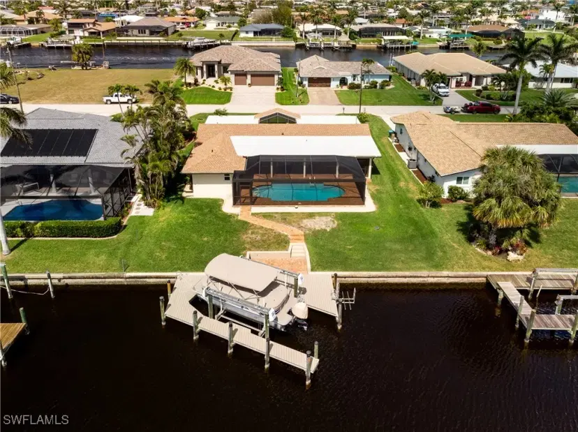 Picture of 1716 SE 40Th Ter, Cape Coral FL 33904