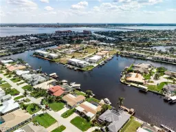 Picture of 1716 SE 40Th Ter, Cape Coral, FL 33904