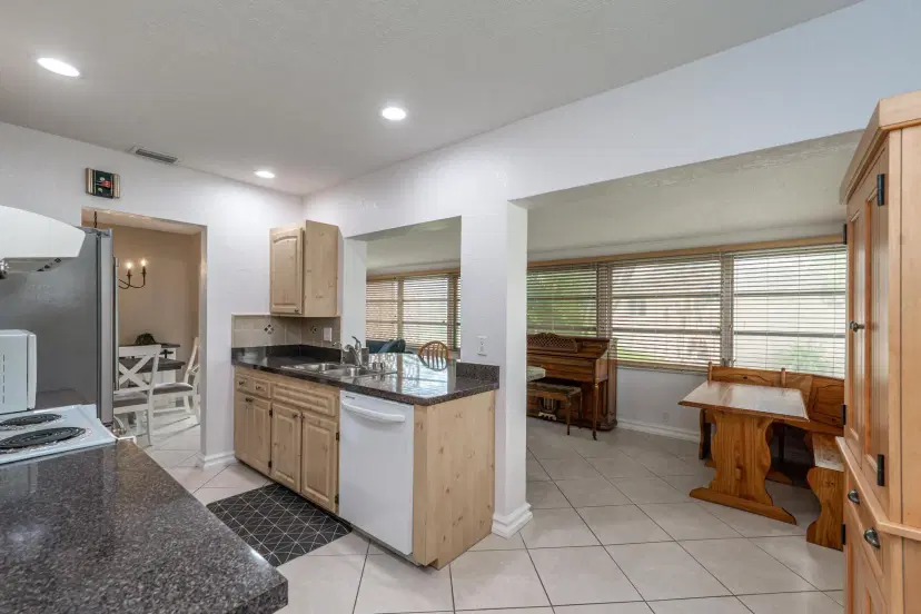 Picture of 4521 NW 12 Drive, Deerfield Beach FL 33064