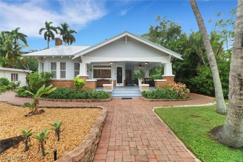 Picture of 1530 Avalon Pl, Fort Myers FL 33901