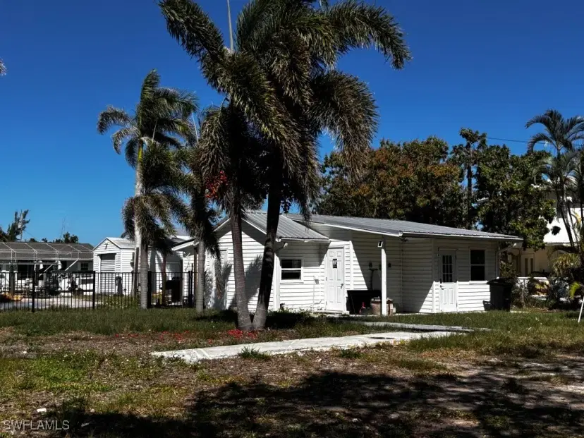 Picture of 3348 6Th Ave, St. James City FL 33956