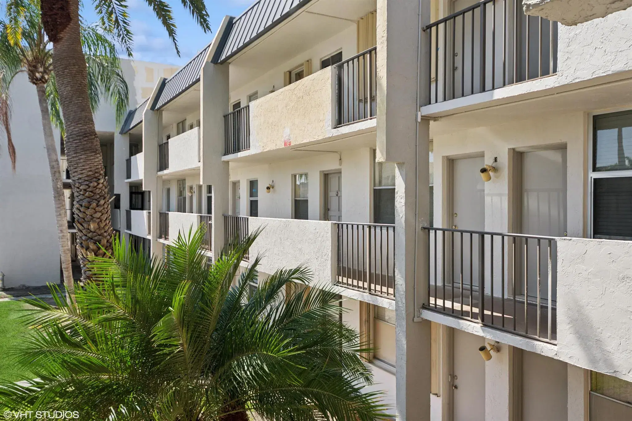 Picture of 777 S Federal Highway G215, Pompano Beach, FL 33062