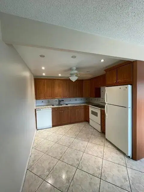 Picture of 352 Richmond F 352, Deerfield Beach FL 33442