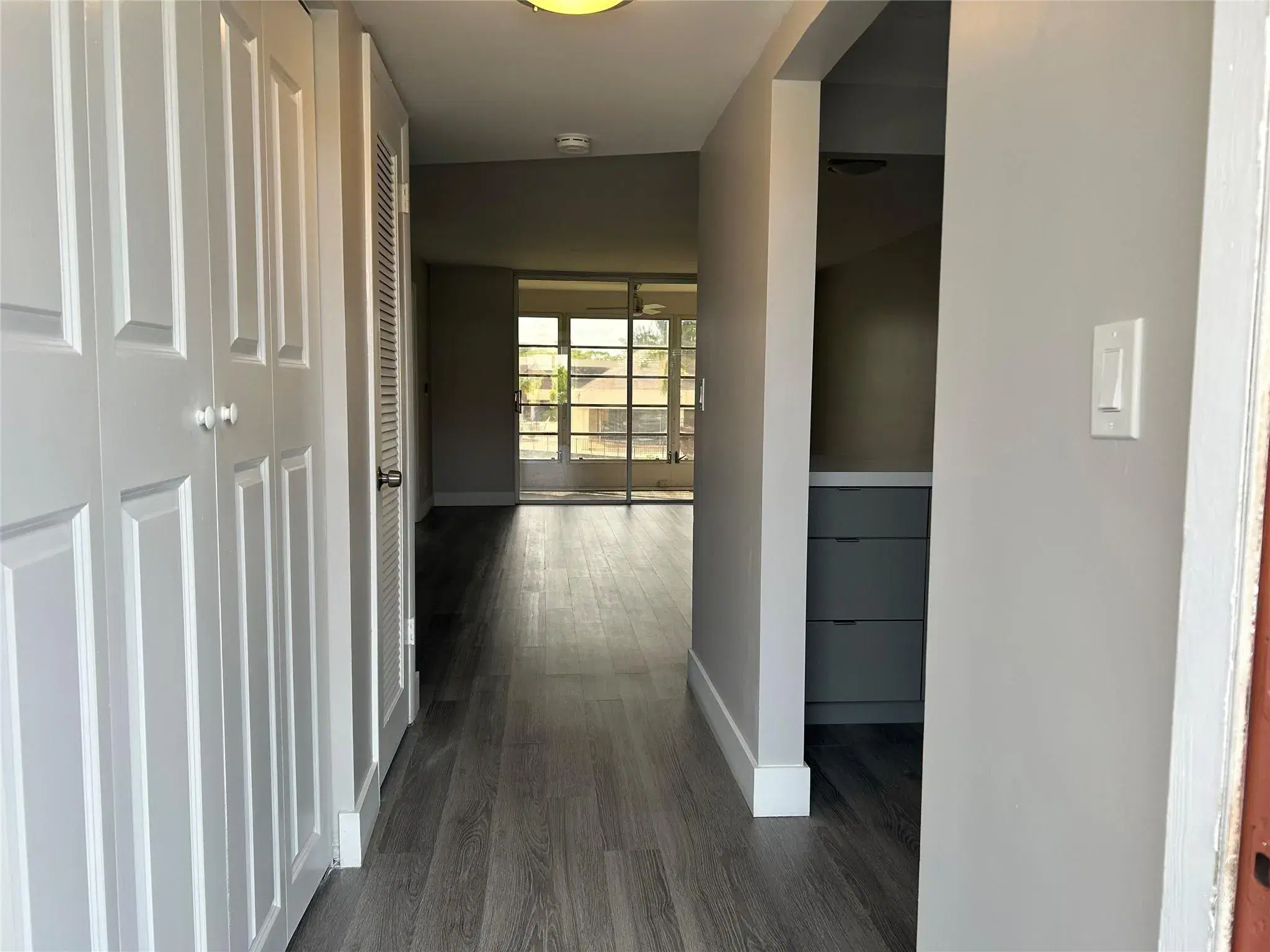 Picture of 8080 N Sunrise Lakes Dr 209, Fort Lauderdale, FL 33322