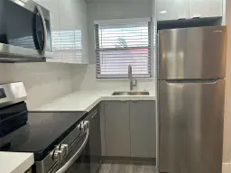 Picture of 8080 N Sunrise Lakes Dr 209, Fort Lauderdale, FL 33322