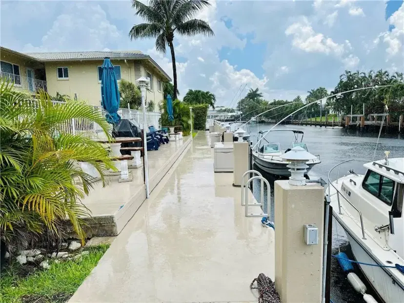 Picture of 2811 NE 51St St 6, Fort Lauderdale FL 33308