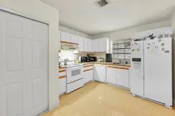 Picture of 3602 NW 95Th Ter 20, Sunrise, FL 33351