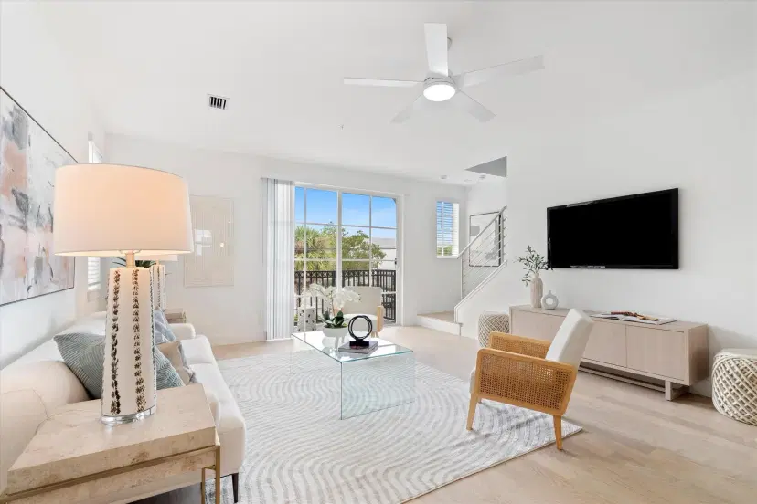 Picture of 47 NW 4Th Avenue 69, Delray Beach FL 33444