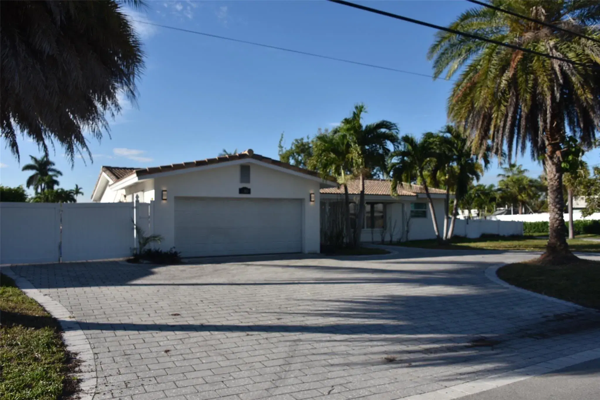 Picture of 600 SE 5Th Ct, Pompano Beach, FL 33060