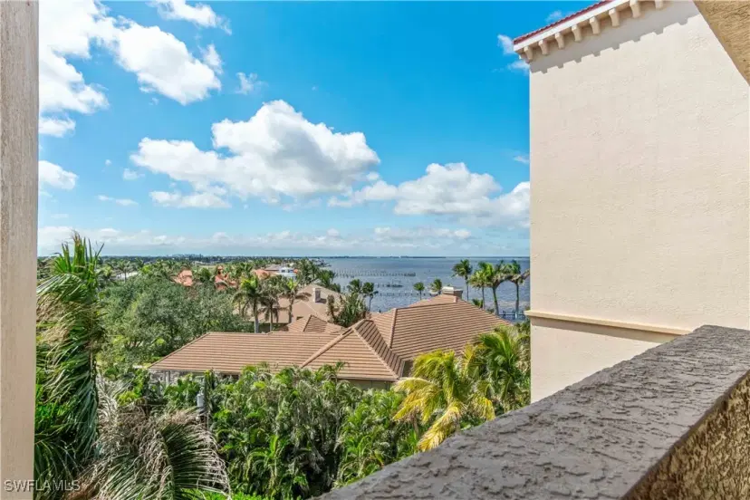 Picture of 15220 Portside Dr 502, Fort Myers FL 33908