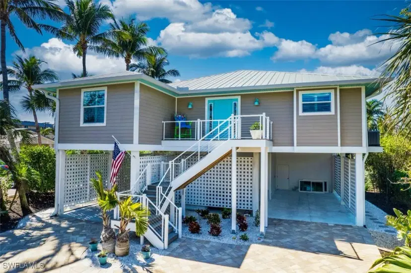 Picture of 1233/1235 Middle Gulf Dr, Sanibel FL 33957