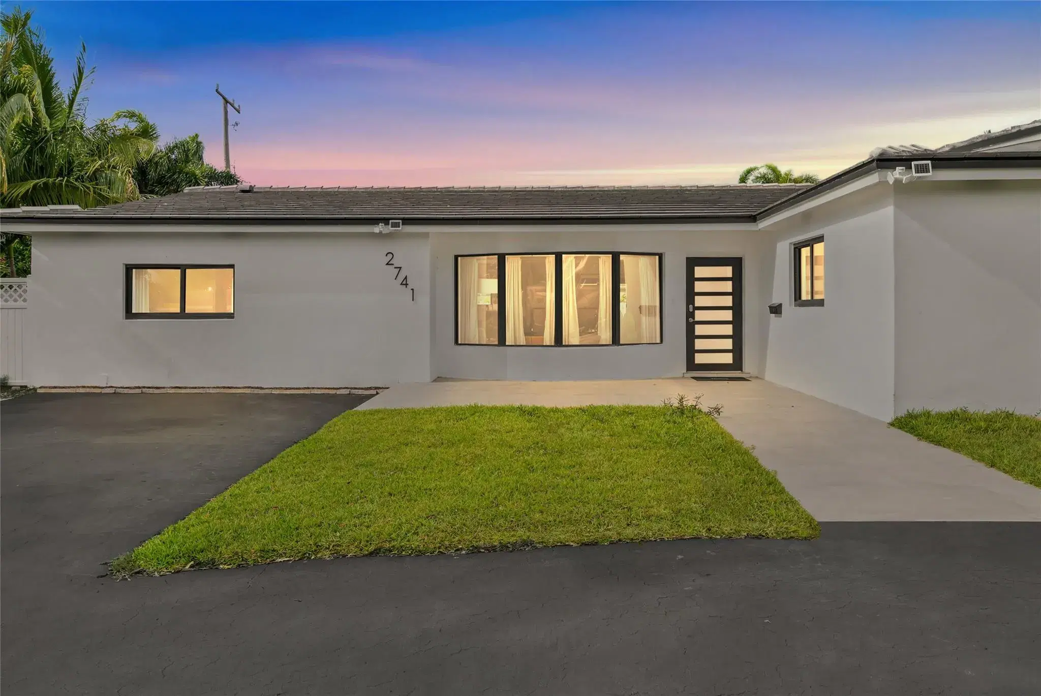 Picture of 2741 NE 45Th St, Lighthouse Point, FL 33064