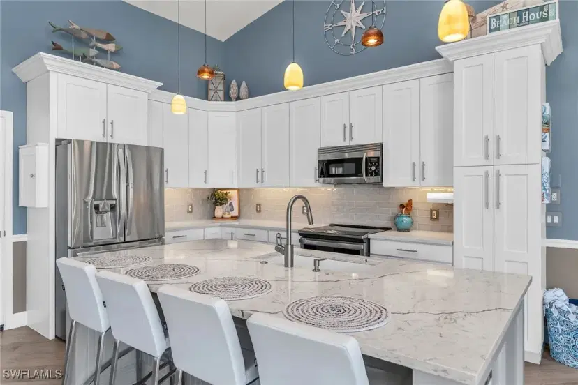 Picture of 1532 Buccaneer Ct, Marco Island FL 34145