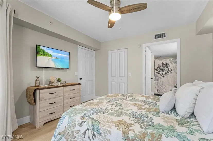 Picture of 8687 River Homes Ln 4303, Bonita Springs FL 34135