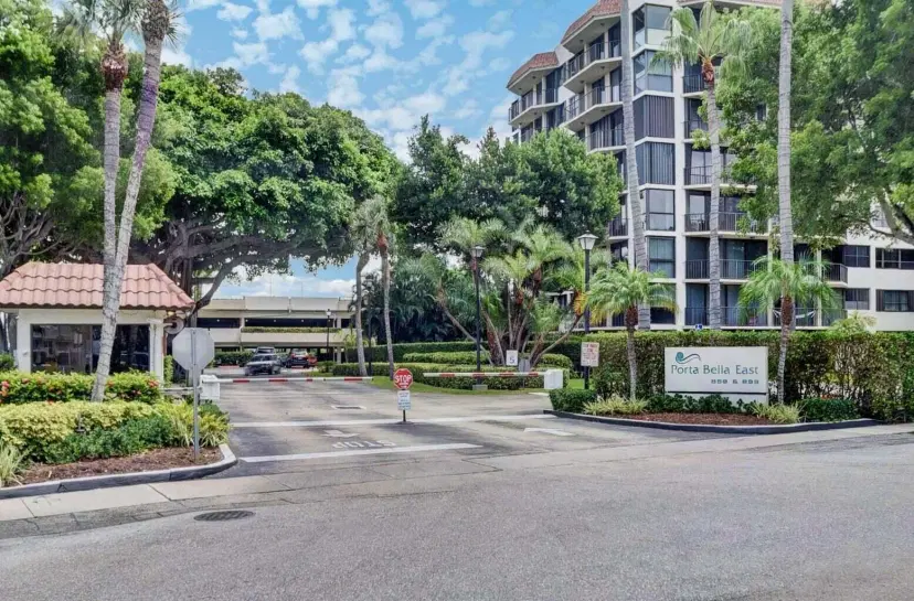 Picture of 859 Jeffery Street 502, Boca Raton FL 33487