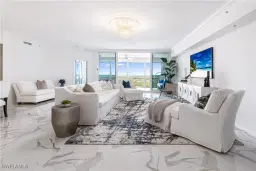 Picture of 435 Dockside Dr B702, Naples, FL 34110