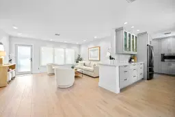 Picture of 4420 NE 16Th Ter, Oakland Park, FL 33334