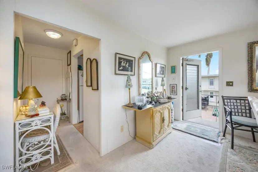 Picture of 1550 Gulf Shore Blvd N W2, Naples FL 34102
