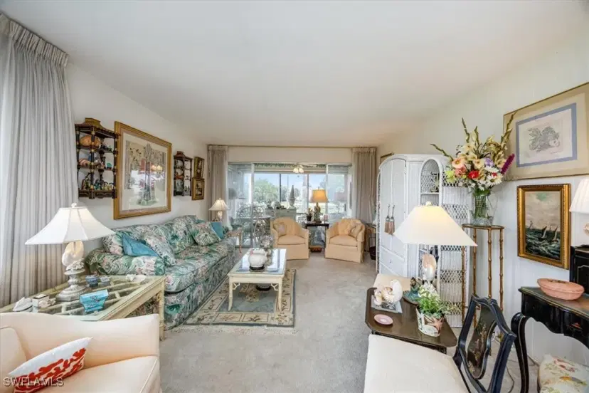 Picture of 1550 Gulf Shore Blvd N W2, Naples FL 34102
