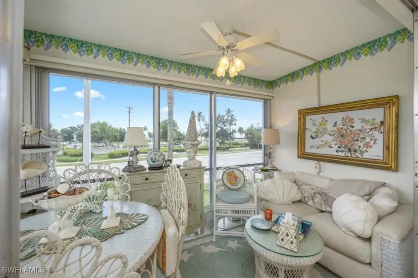 Picture of 1550 Gulf Shore Blvd N W2, Naples FL 34102