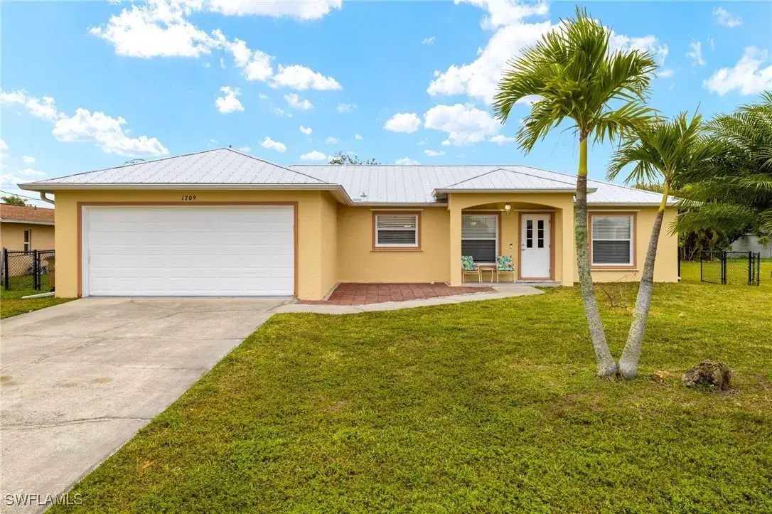 Picture of 1709 Academy Blvd, Cape Coral, FL 33990