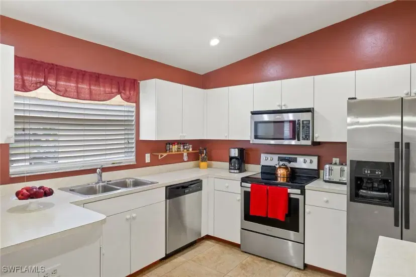 Picture of 1709 Academy Blvd, Cape Coral FL 33990