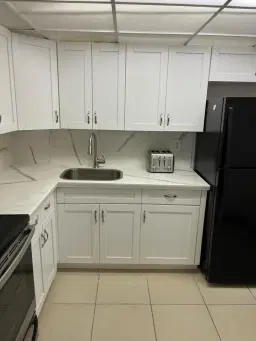 Picture of 1758 NW 55Th Avenue 102, Lauderhill, FL 33313