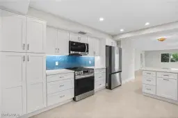 Picture of 1100 8Th Ave S 128H, Naples, FL 34102