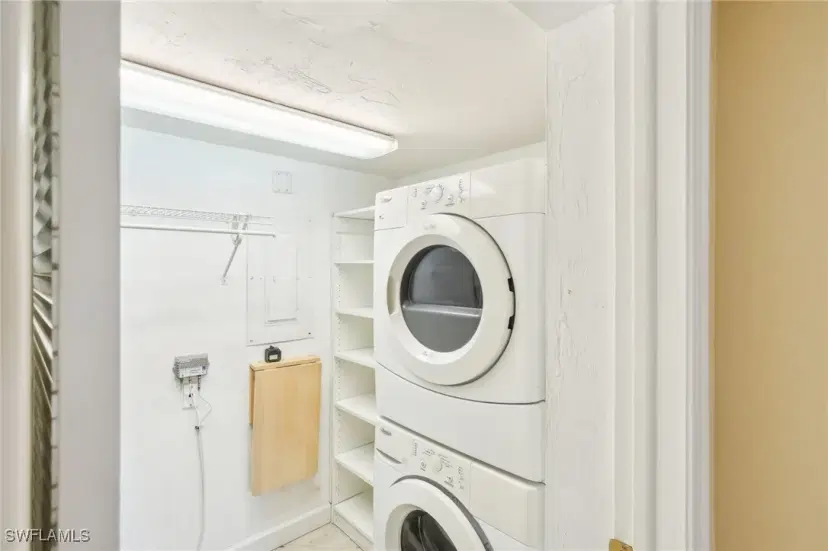 Picture of 4396 Bowsprit Ct 4E, Fort Myers FL 33919