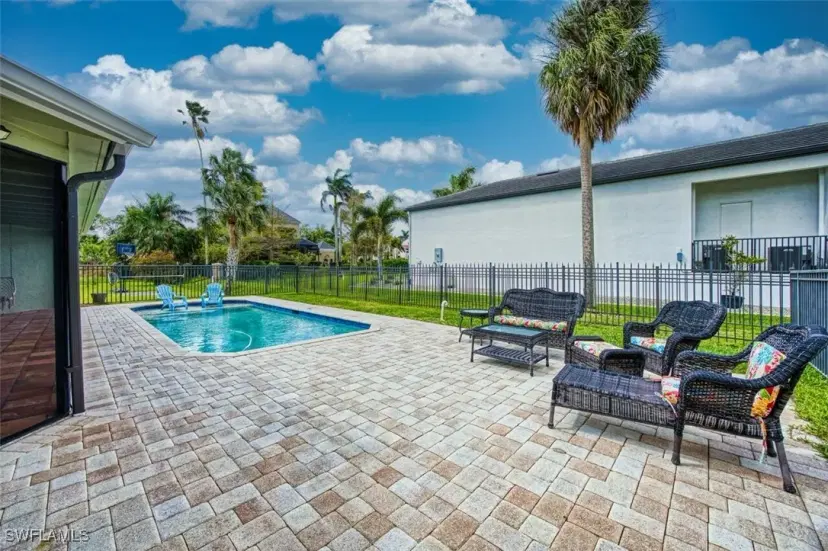 Picture of 512 Peck Ave, Fort Myers FL 33919