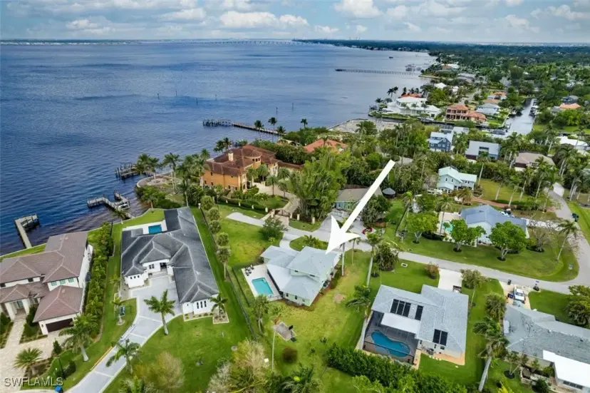 Picture of 512 Peck Ave, Fort Myers FL 33919