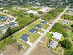 Picture of 825 Frederick Reid St E, Lehigh Acres, FL 33974