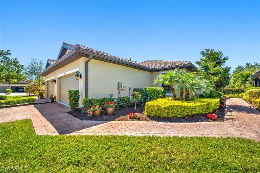 Picture of 8075 Calle Canovas St, Naples FL 34114