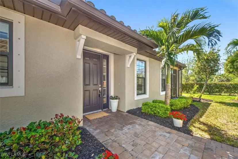 Picture of 8075 Calle Canovas St, Naples FL 34114