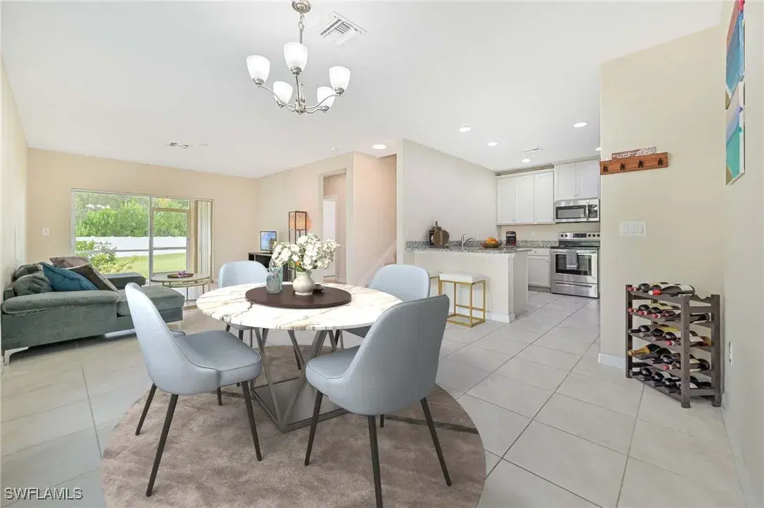 Picture of 3733 Crofton Ct, Fort Myers, FL 33916