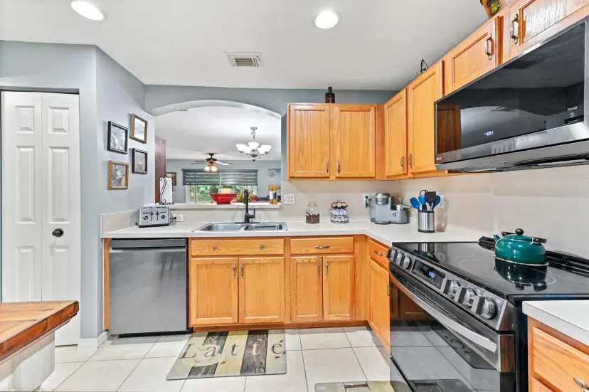 Picture of 4864 Pinemore Lane, Lake Worth FL 33463